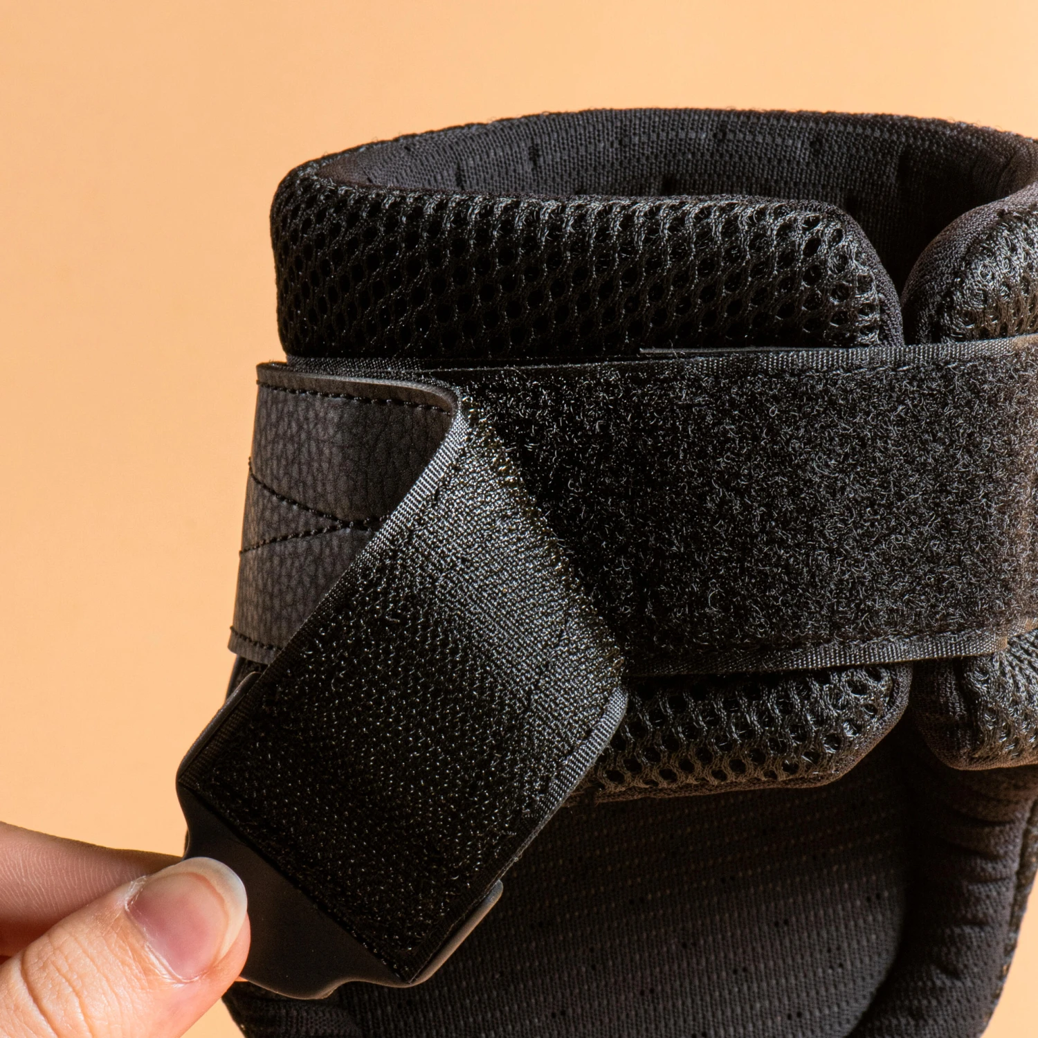 Fetlock Boots For Horse 500 2 Fetlock Boots For Horse 500 - Image 2