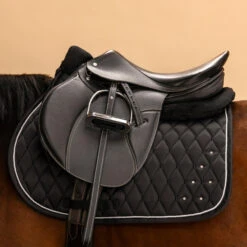 Horse & Pony Synthetic Sheepskin Saddle Pad 500 34 Horse & Pony Synthetic Sheepskin Saddle Pad 500 -Pro Rider Shop ke2e03c941c6b06bdd405cef413ca0473